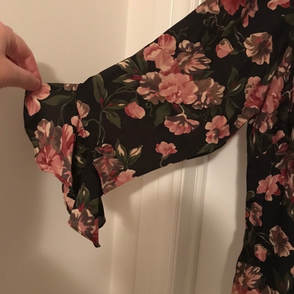 Lauren Ralph Lauren 3/4 sleeve floral top - Picture 2 of 3